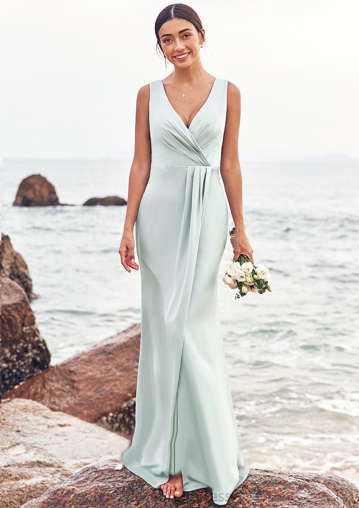 Sheath/Column V Neck Sleeveless Floor-Length Stretch Satin Bridesmaid Dresses with Pleated Split Leila DYP0025279