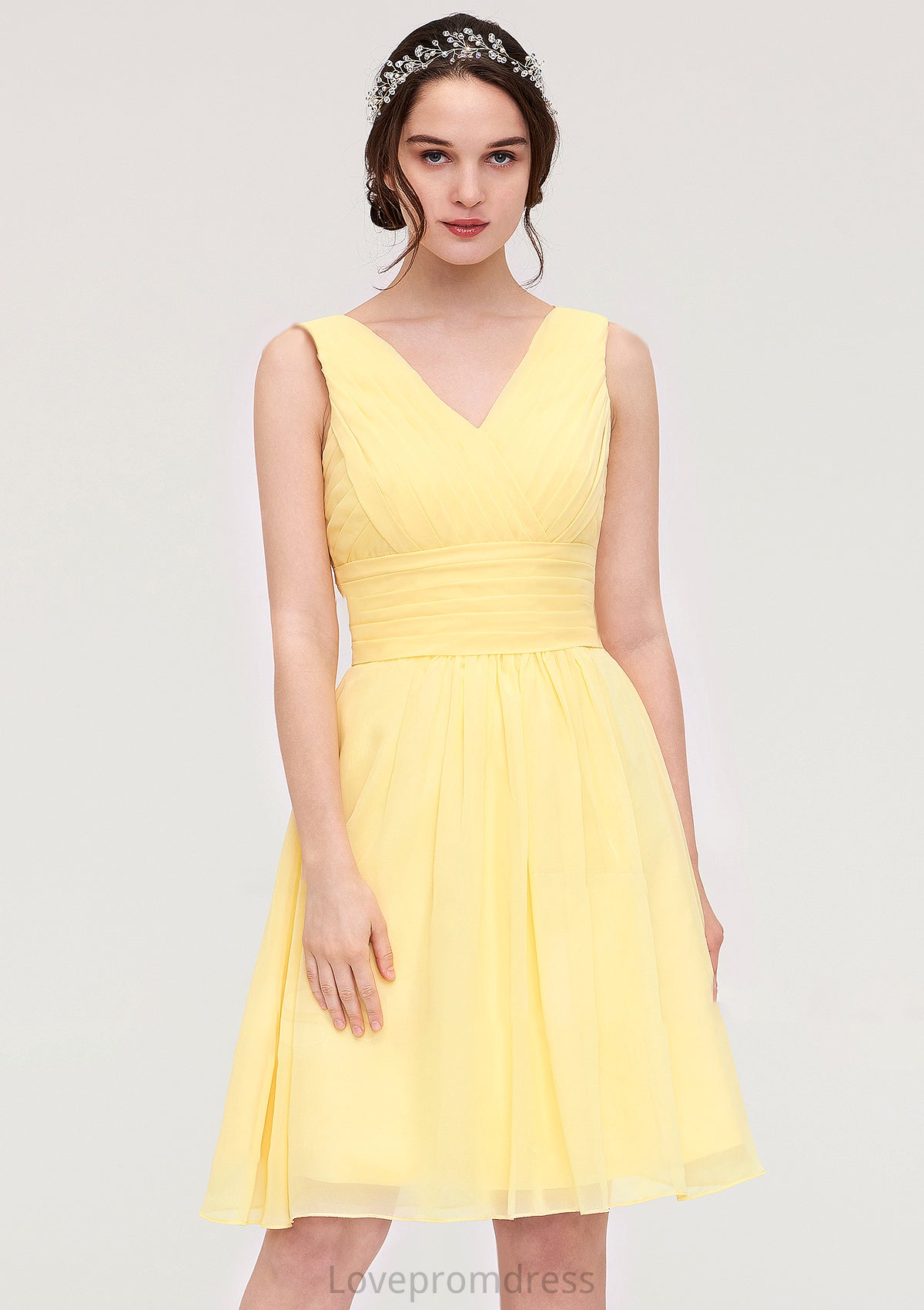 V Neck Sleeveless A-line/Princess Chiffon Knee-Length Bridesmaid Dresses With Pleated Sonia DYP0025414